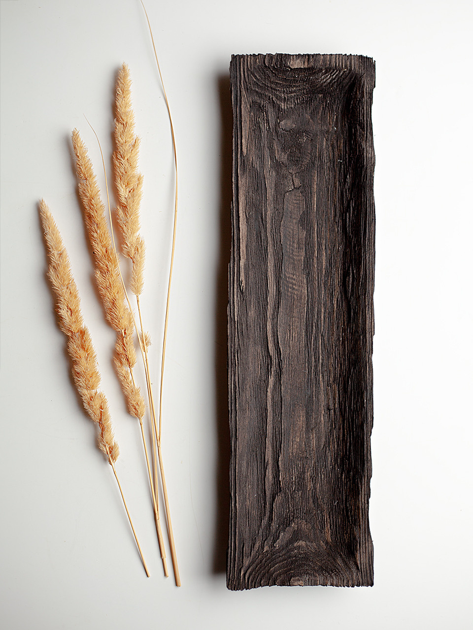 Прямоугольное деревянное блюдце из дерева. Фуд фото в Волгограде