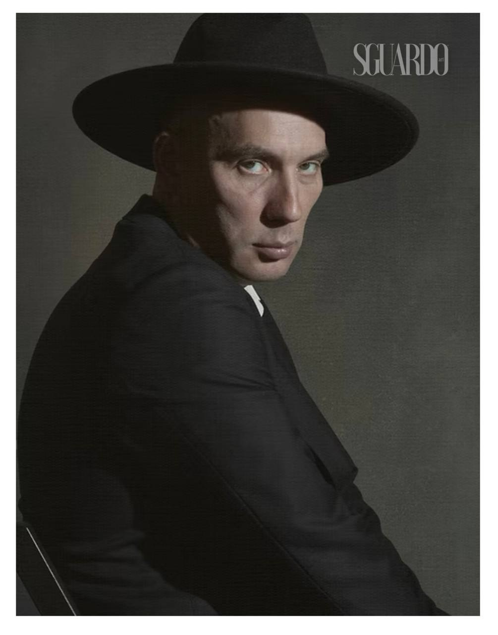 SGUARDO. MARINA MANUCHARIAN