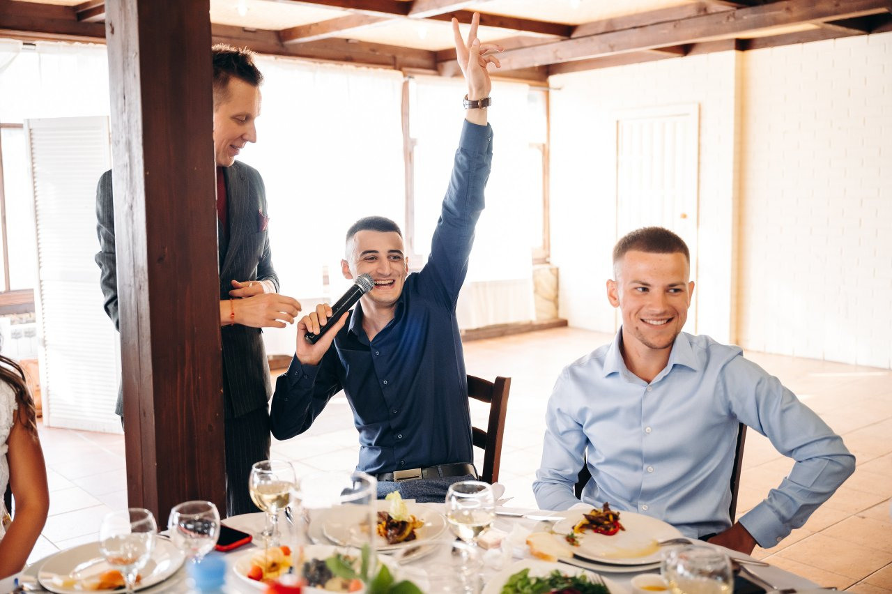 Юля и Денис. Ведущий на свадьбу в Москве Зубков Алексей