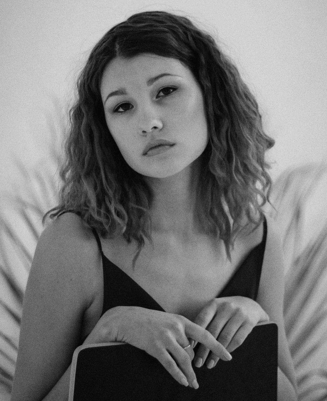 Мария. Hmliber — фотограф и контент-креатор из Петербурга