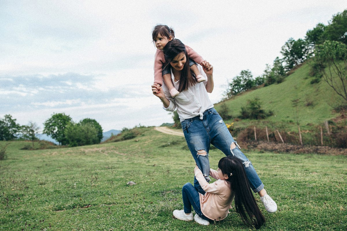 Фотосессия с детьми — фотосъемки в студии и на природе. Свадебный фотограф в Абхазии, Сухум, Гагра, Сочи