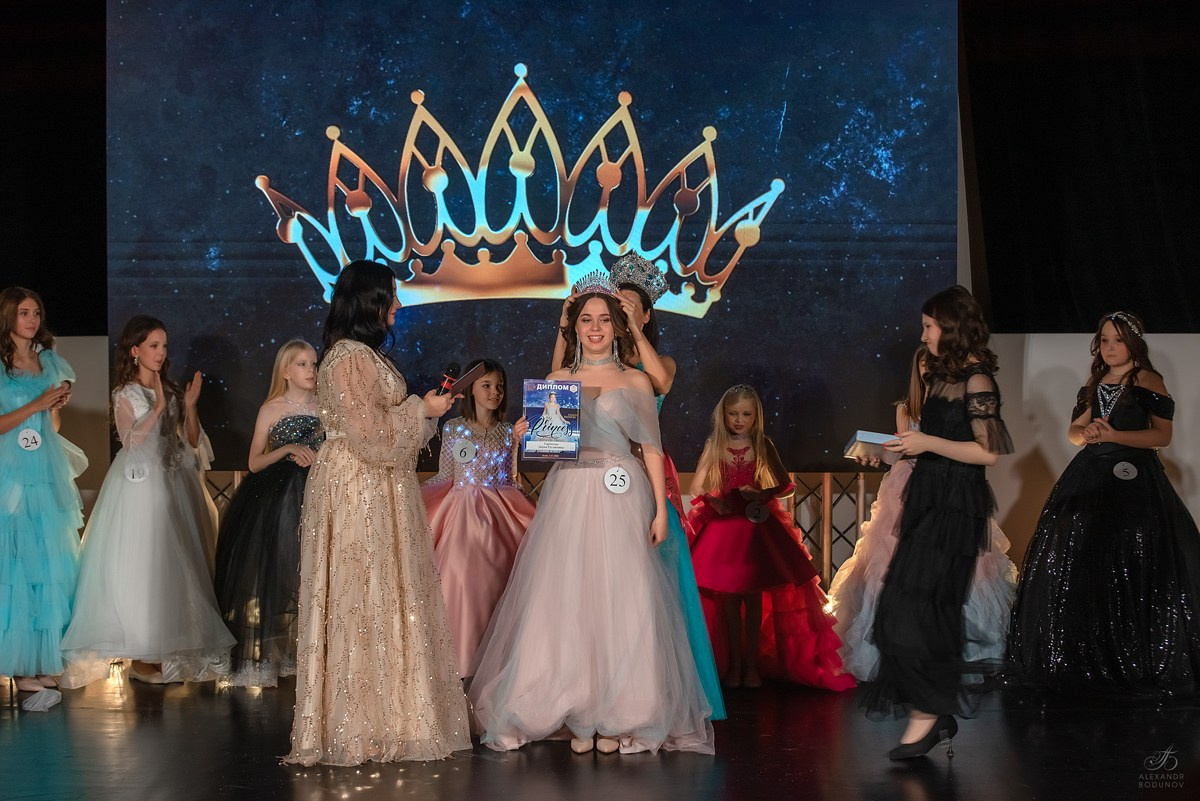 GrandFashionShow2024. Семейный и коммерческий фотограф в Сочи Александр Бодунов