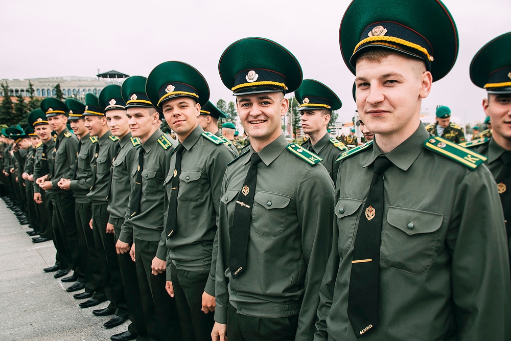 Фотосъемка выпускных в Минске. Свадебный фотограф Роман Медведев , Минск, Беларусь