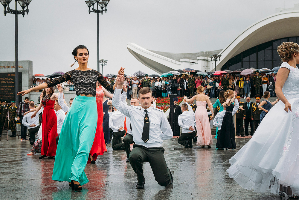 Фотосъемка выпускных в Минске. Свадебный фотограф Роман Медведев , Минск, Беларусь