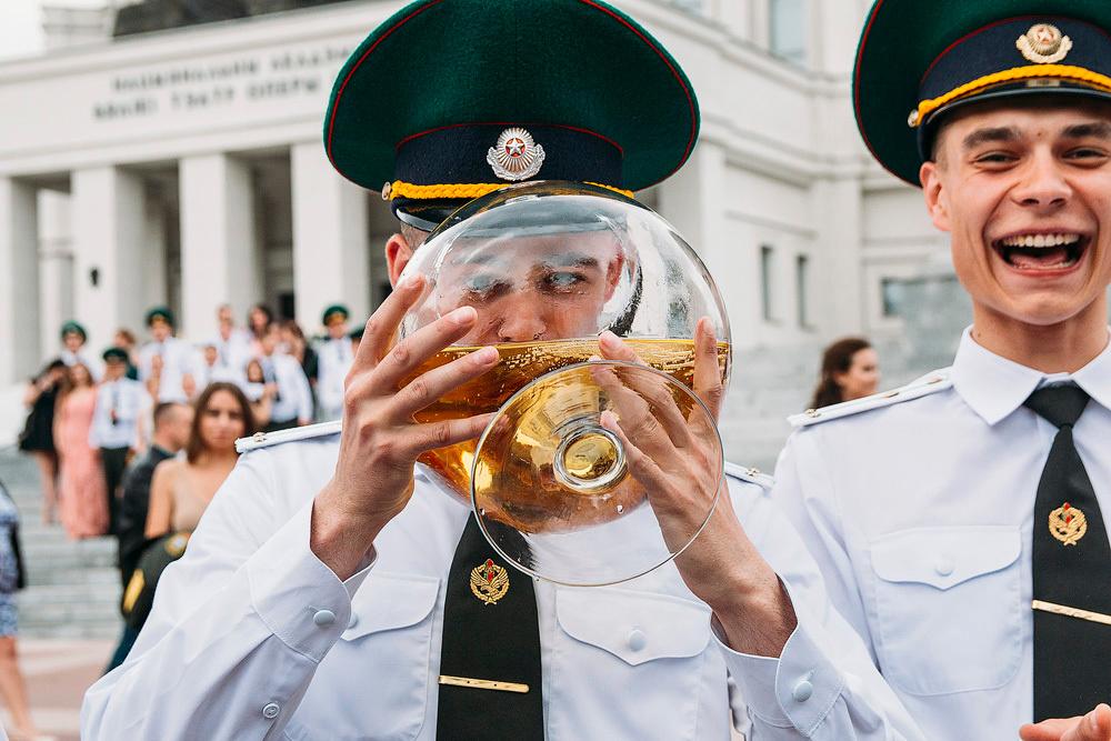 Фотосъемка выпускных в Минске. Свадебный фотограф Роман Медведев , Минск, Беларусь