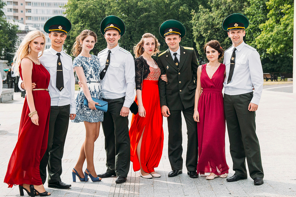 Фотосъемка выпускных в Минске. Свадебный фотограф Роман Медведев , Минск, Беларусь