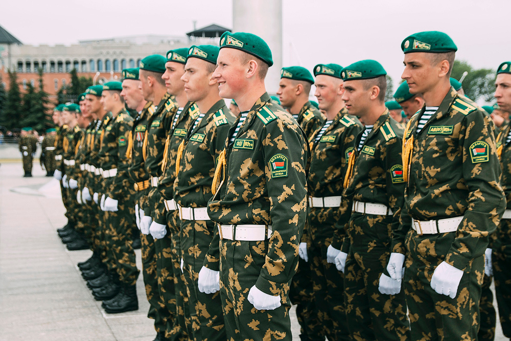 Фотосъемка выпускных в Минске. Свадебный фотограф Роман Медведев , Минск, Беларусь