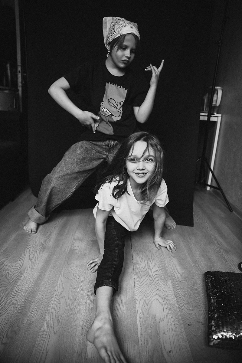 девочки подружки  на фотосессии