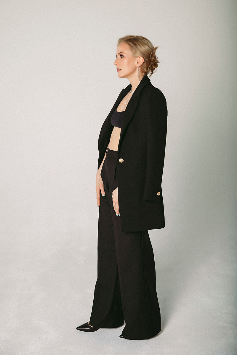 Профессиональная фотосессия для женщин в стдии