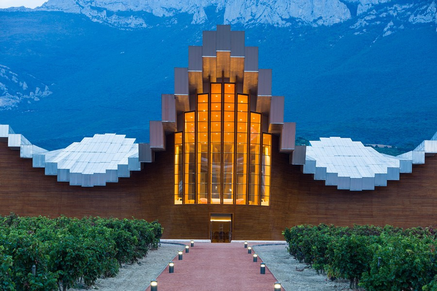 Bodegas Ysios (Испания). Фотограф для маркетплейсов Михаил Бове