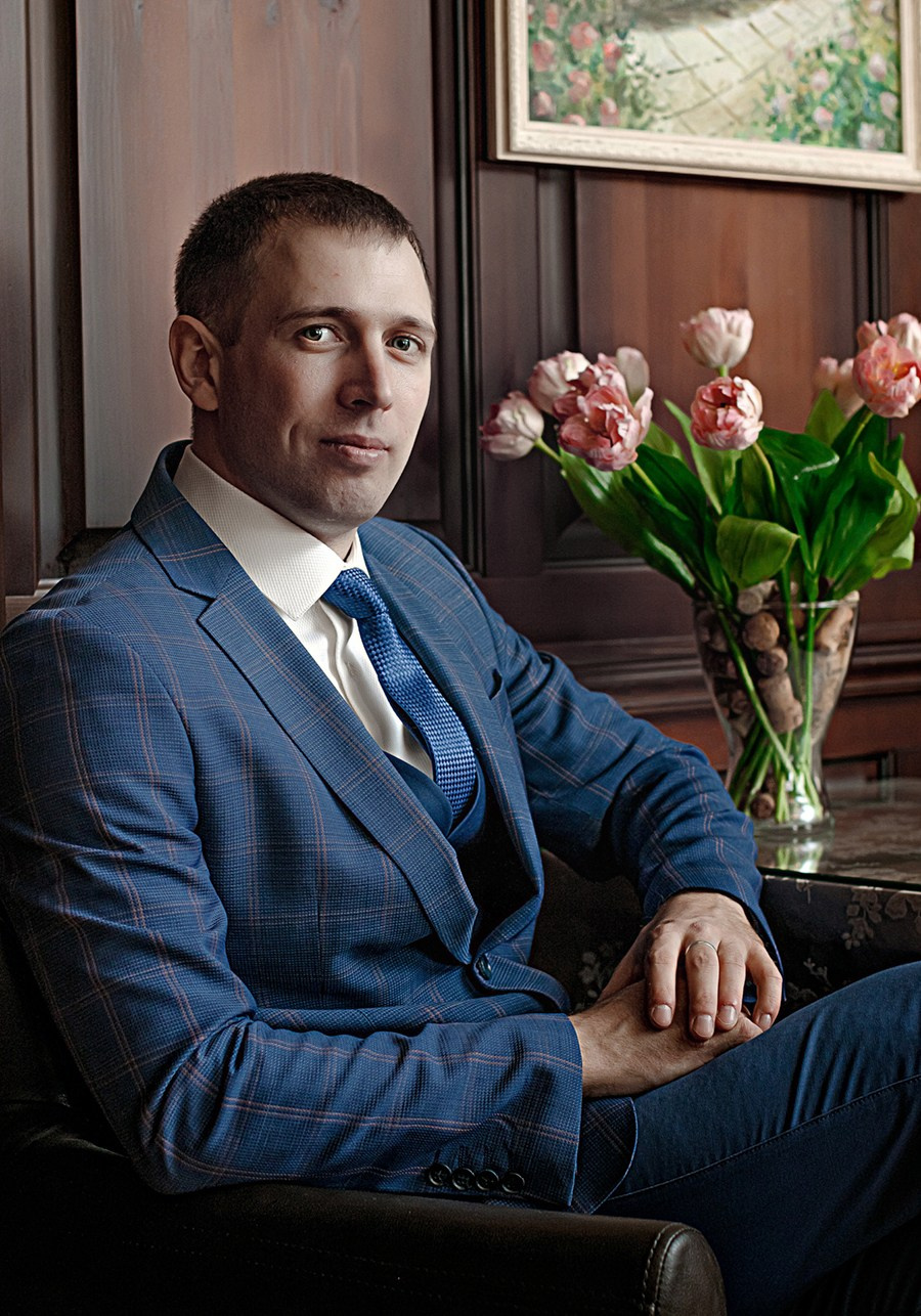 Фотограф и графический дизайнер Владимир Пуставетов