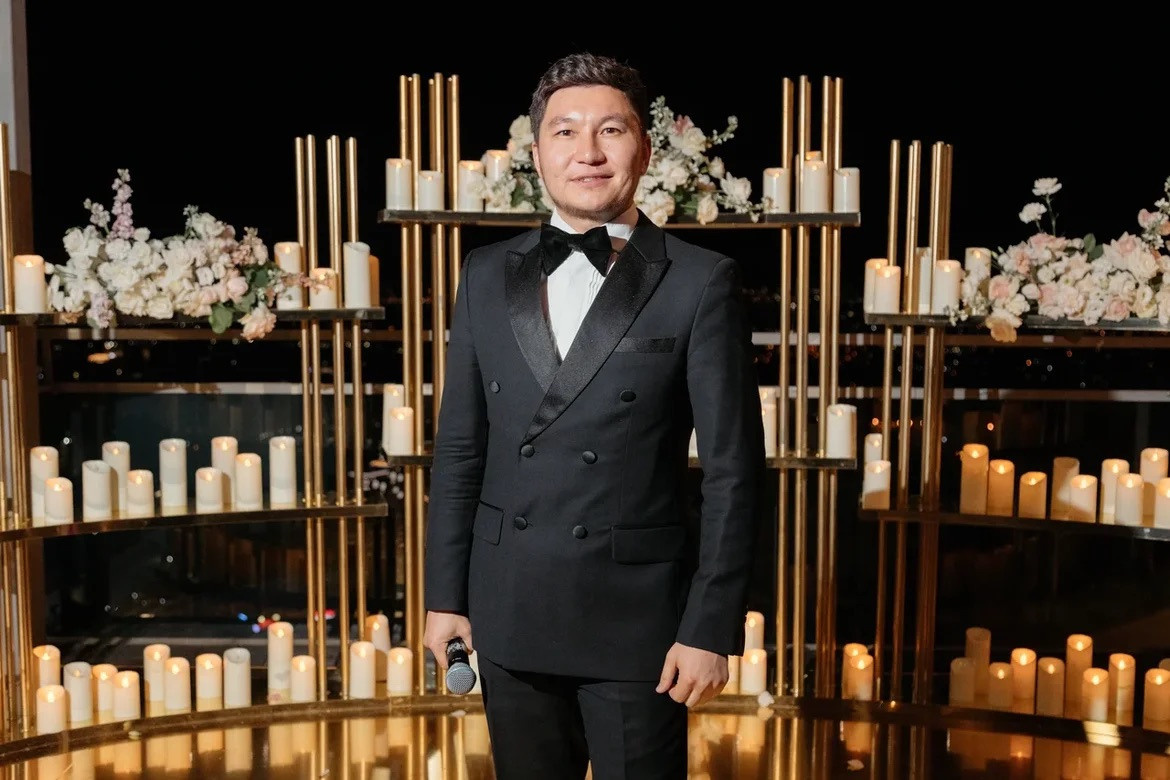 ФОТОГАЛЕРЕЯ. Официальный сайт шоумена Дархана Жусупова