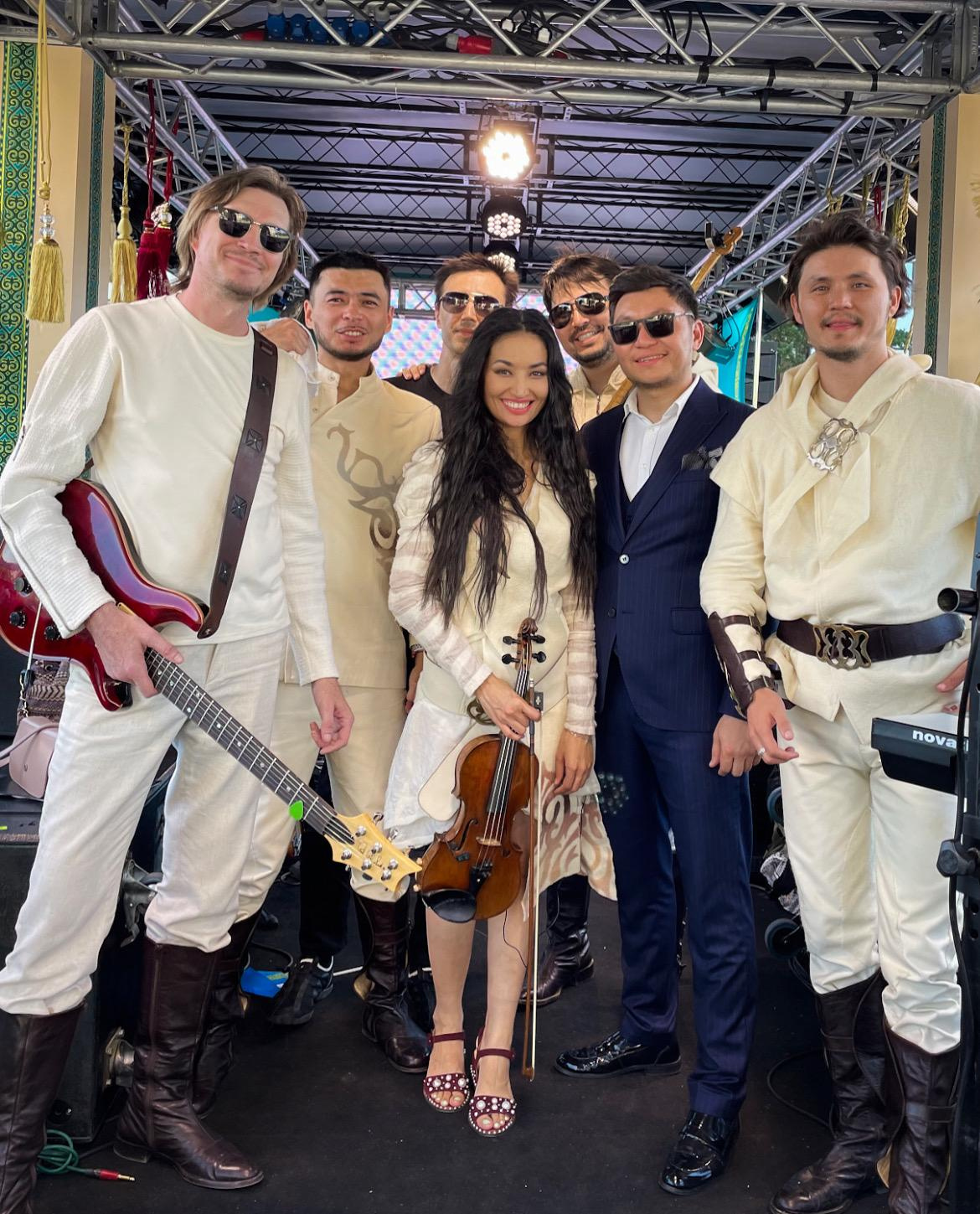 ФОТОГАЛЕРЕЯ. Официальный сайт шоумена Дархана Жусупова