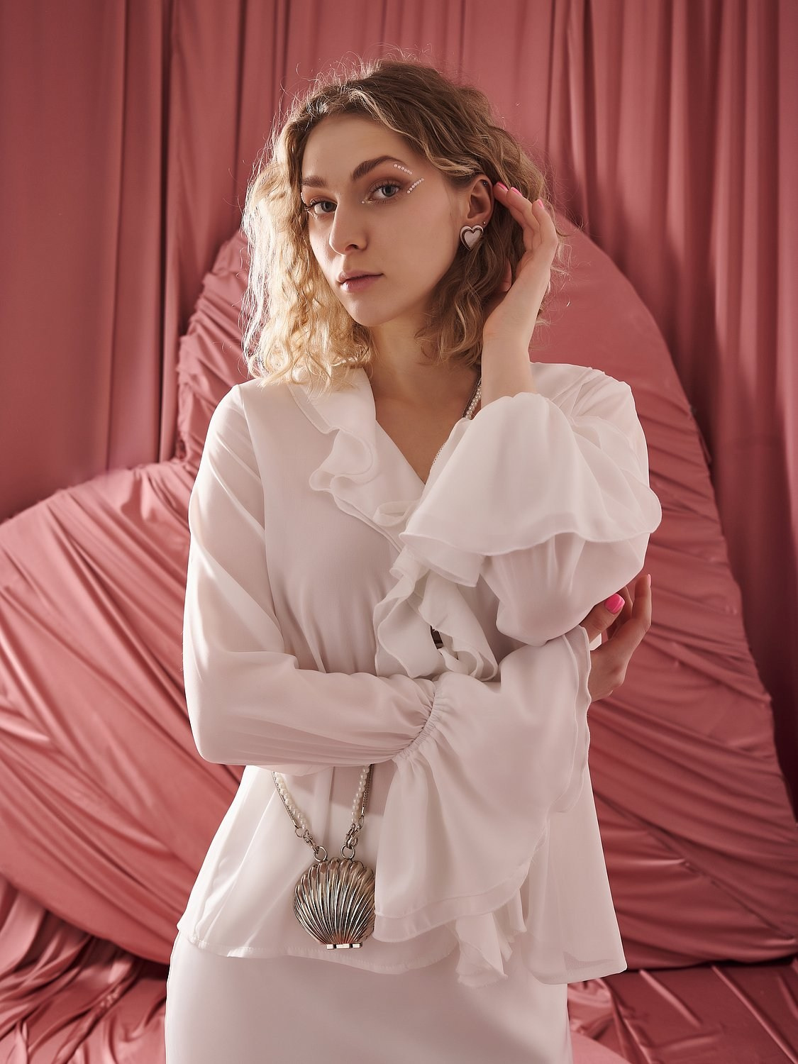 Антонина. Фотограф для людей и брендов в Санкт-Петербурге