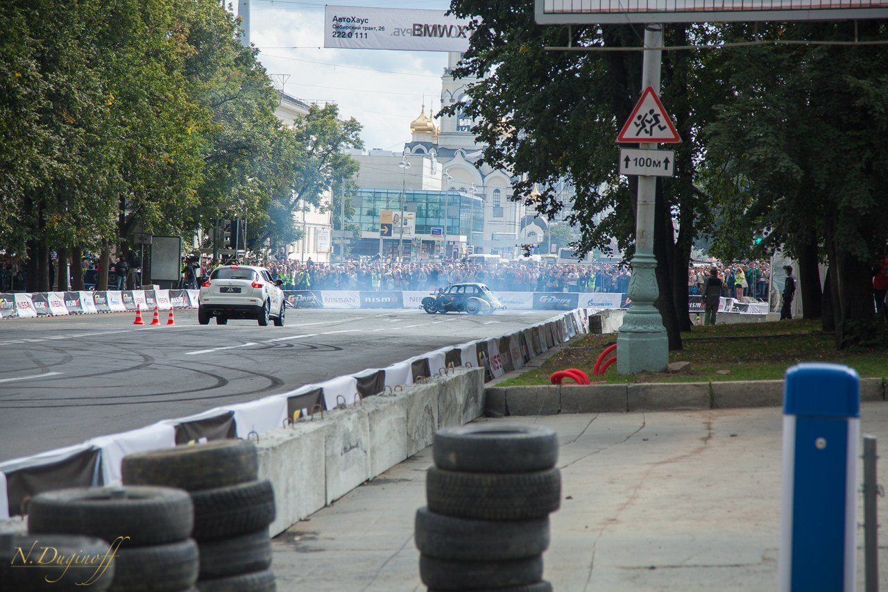 Nissan Nissmo Drive. Профессиональный фотограф Дугинов Николай | Екатеринбург