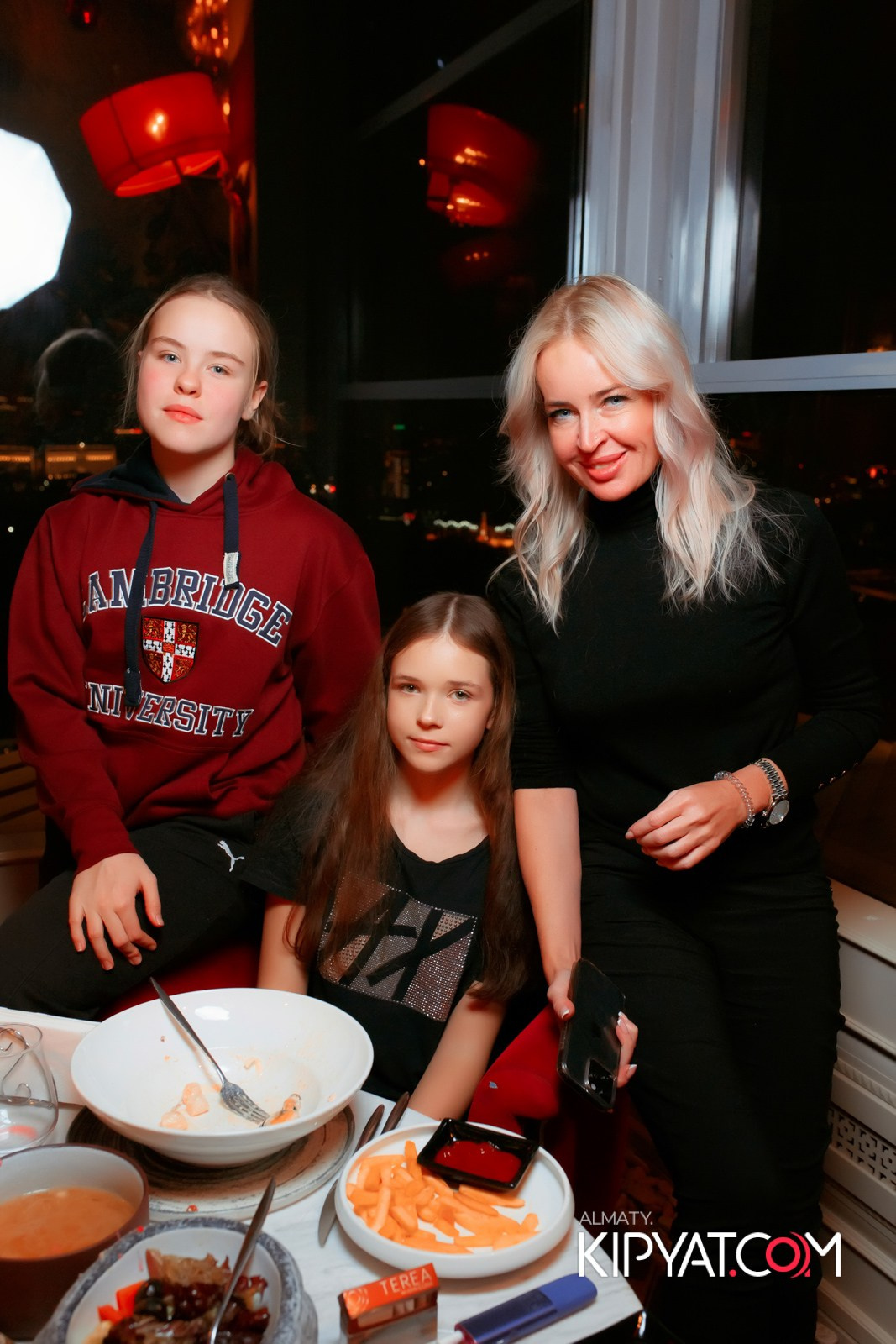 РЕСТОРАН BARFLY. КИПЯТКОМ АЛМАТЫ!