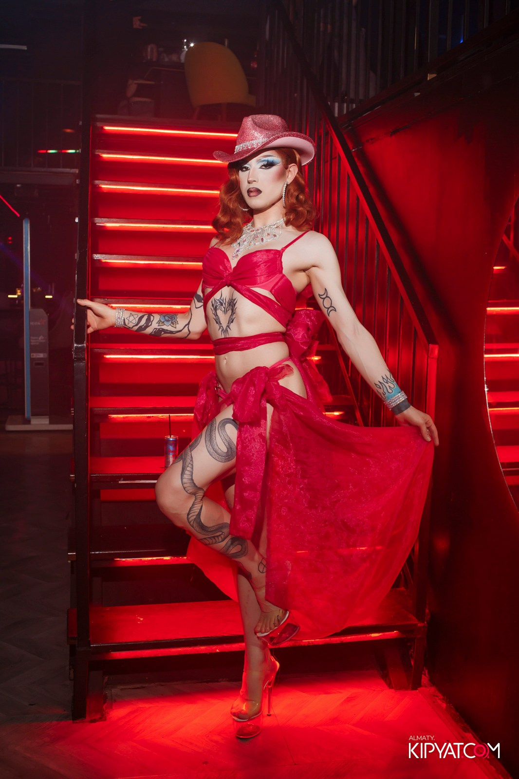 НОЧНОЙ КЛУБ ICON. КИПЯТКОМ АЛМАТЫ!