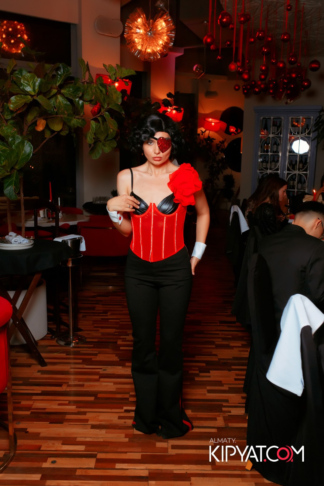 BARFLY. КИПЯТКОМ АЛМАТЫ!