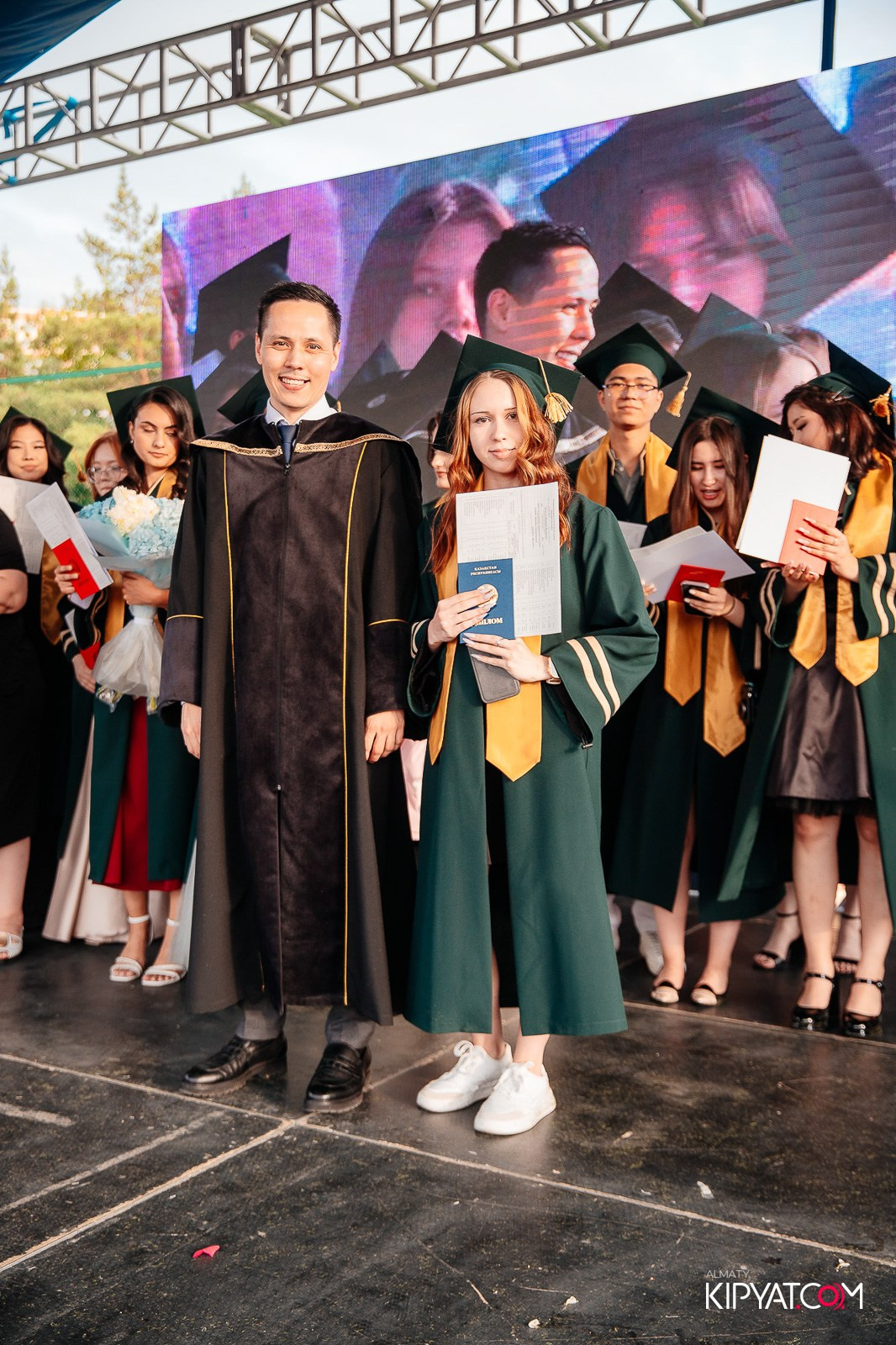 ВРУЧЕНИЕ ДИПЛОМОВ — НАРХОЗ КОЛЛЕДЖ. Part 3. КИПЯТКОМ АЛМАТЫ!