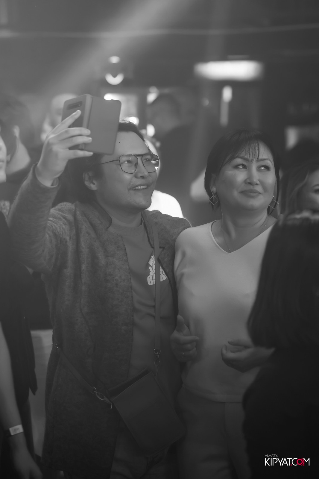 НОЧНОЙ КЛУБ ICON. КИПЯТКОМ АЛМАТЫ!