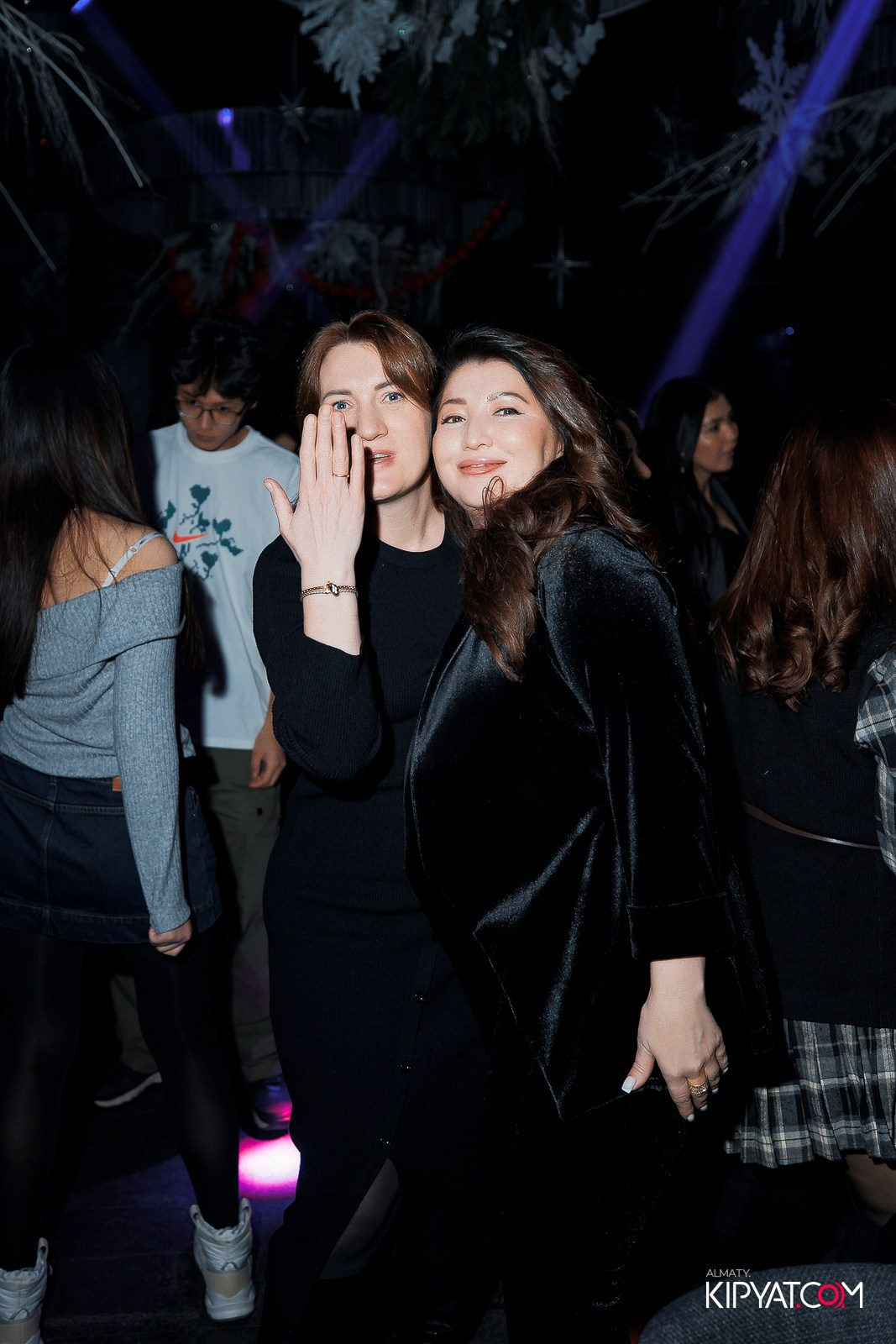 FRIENDS BAR & TERRACE. КИПЯТКОМ АЛМАТЫ! Фотосъемка мероприятий в Алматы