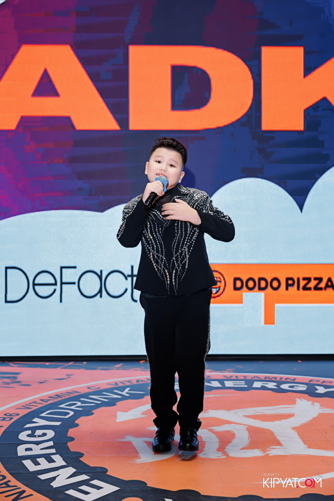 ДЕТСКИЙ МОДНЫЙ ПОКАЗ ОТ МОДЕЛЬНОГО АГЕНТСТВА «KIDSFACE». КИПЯТКОМ АЛМАТЫ!