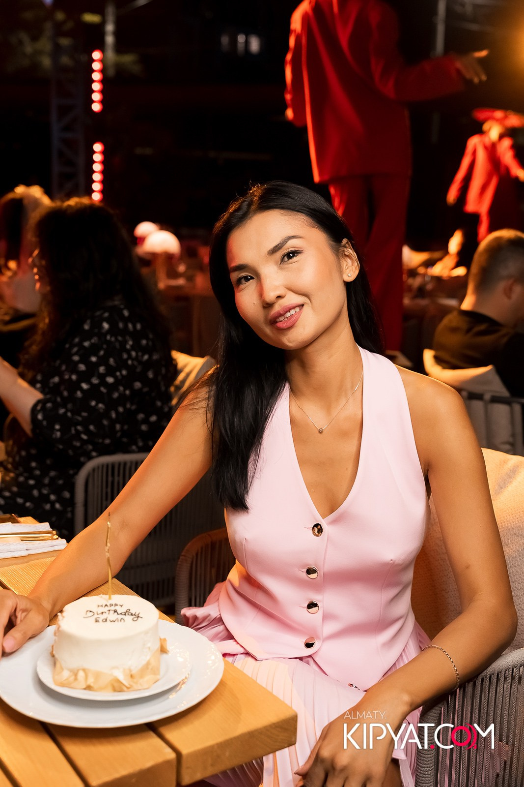 QUEEN. КИПЯТКОМ АЛМАТЫ!