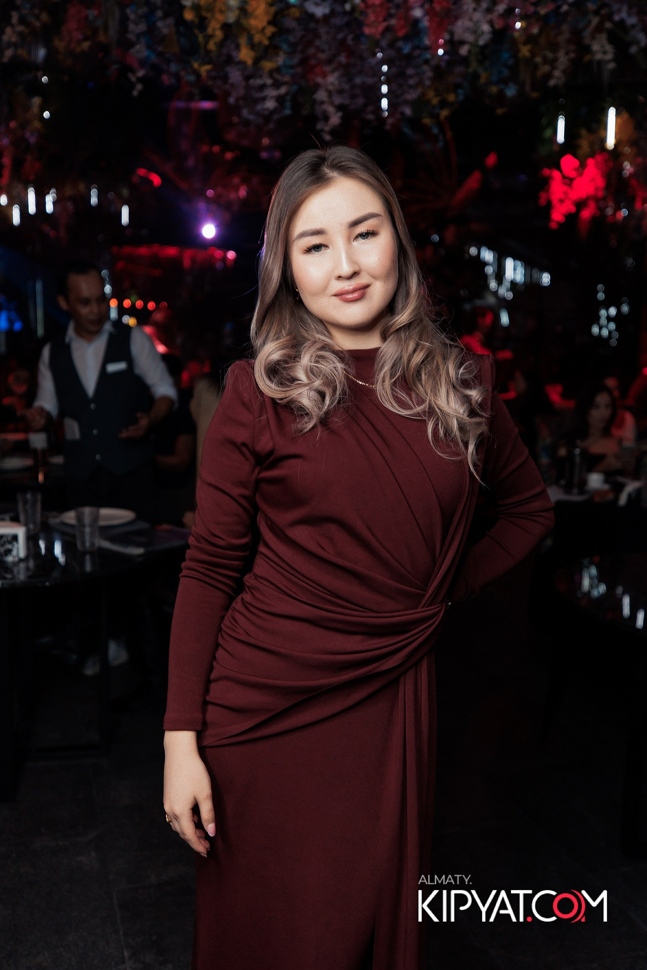 FRIENDS TERRACE & BAR. КИПЯТКОМ АЛМАТЫ! Фотосъемка мероприятий в Алматы