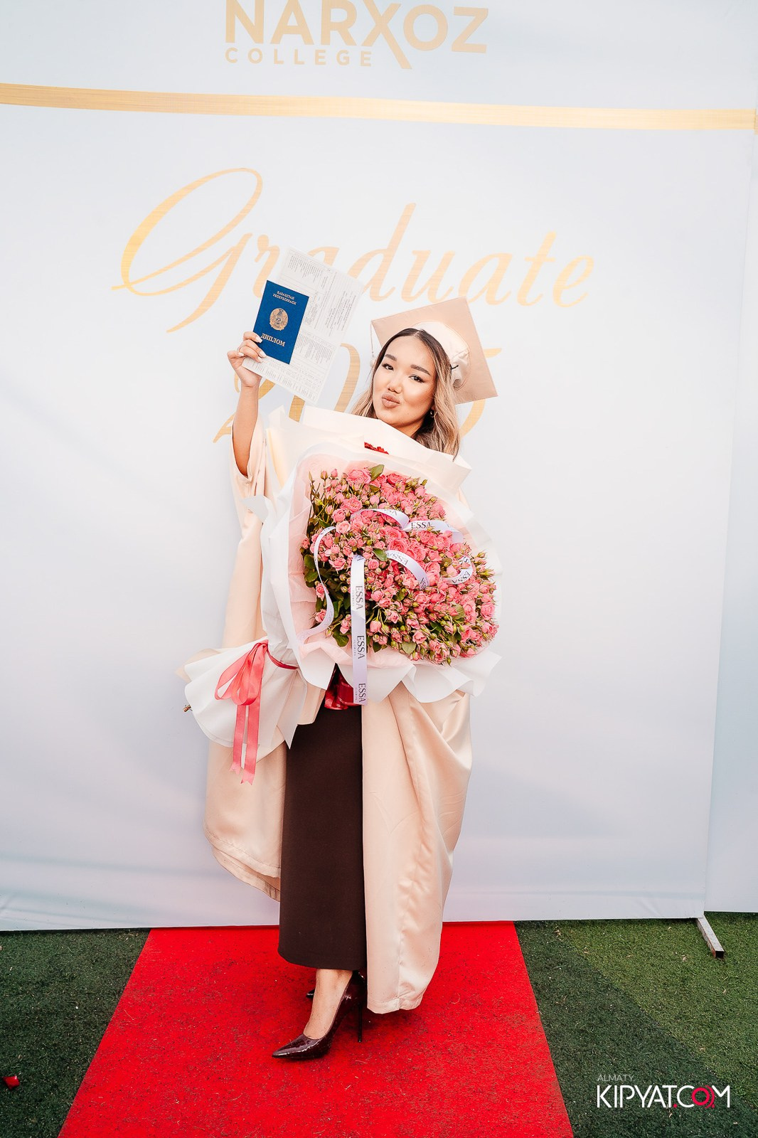 ВРУЧЕНИЕ ДИПЛОМОВ — НАРХОЗ КОЛЛЕДЖ. Part 1. КИПЯТКОМ АЛМАТЫ!