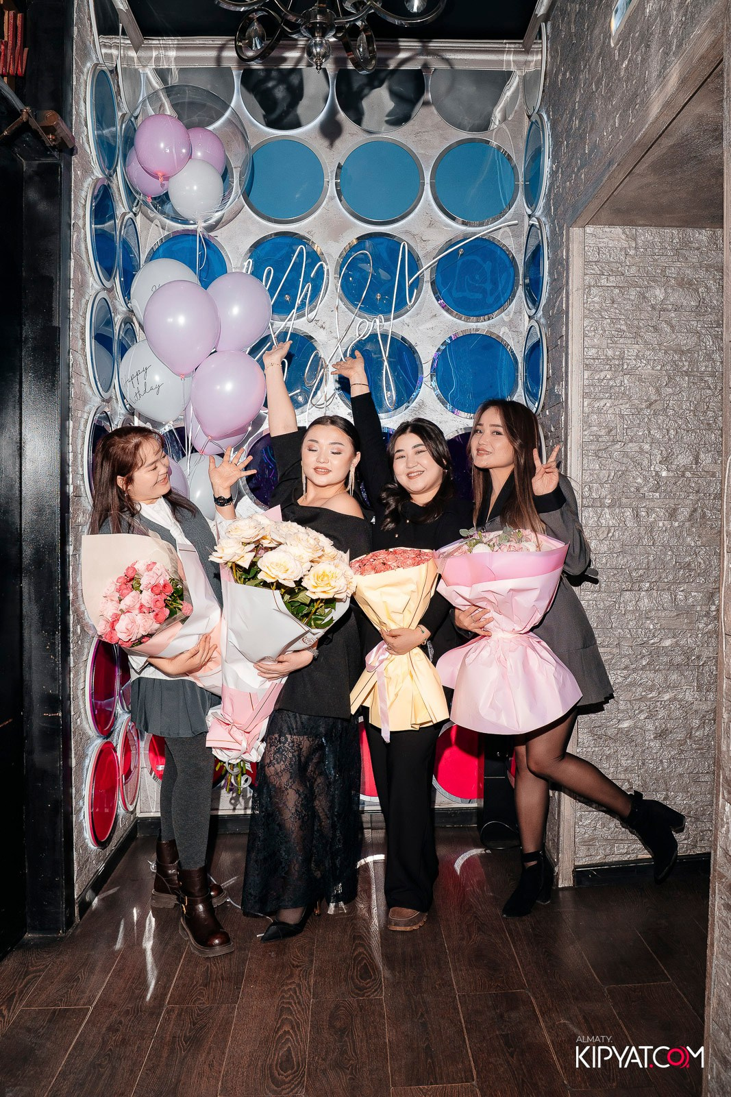 УХО И МЕДВЕДЬ НА ГАГАРИНА. КИПЯТКОМ АЛМАТЫ! Фотосъемка мероприятий в Алматы