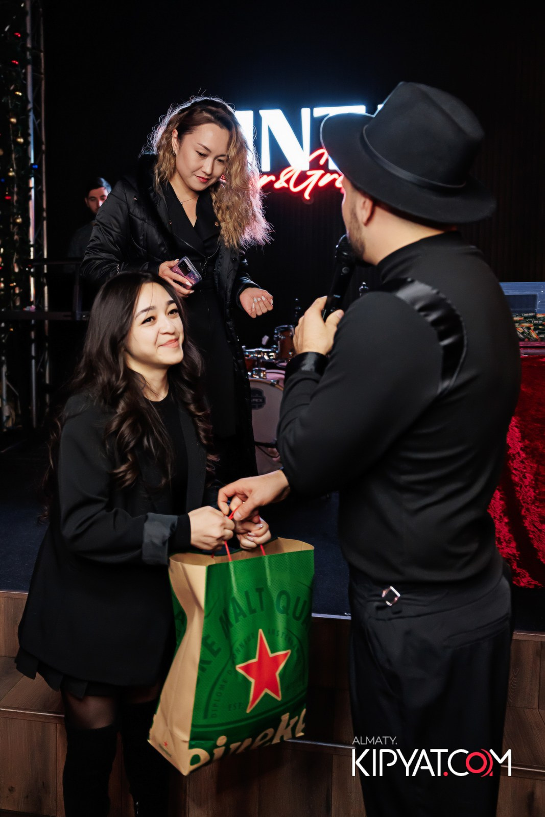 ПИНТА НА ДОСТЫК. КИПЯТКОМ АЛМАТЫ!