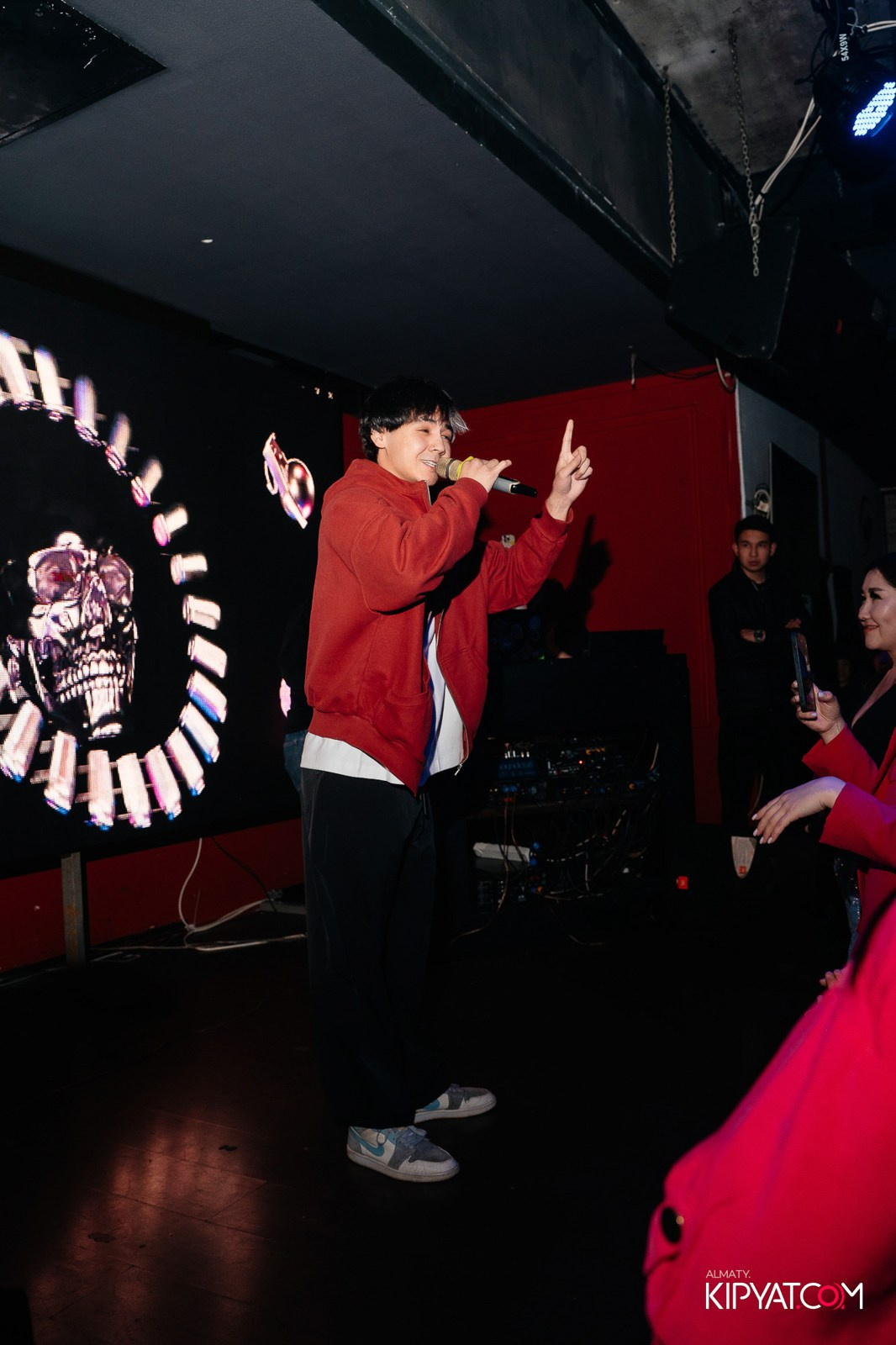 ARAGOSTA LOUNGE BAR — SPECIAL GUEST NURIK SMIT. КИПЯТКОМ АЛМАТЫ!