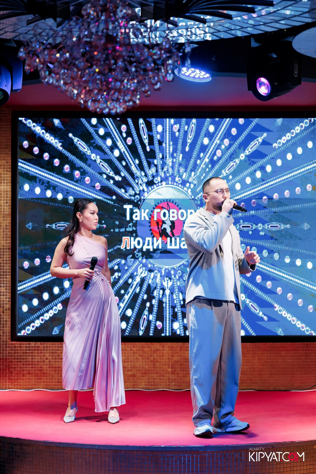 ЗАЯ, НА БИС. КИПЯТКОМ АЛМАТЫ!