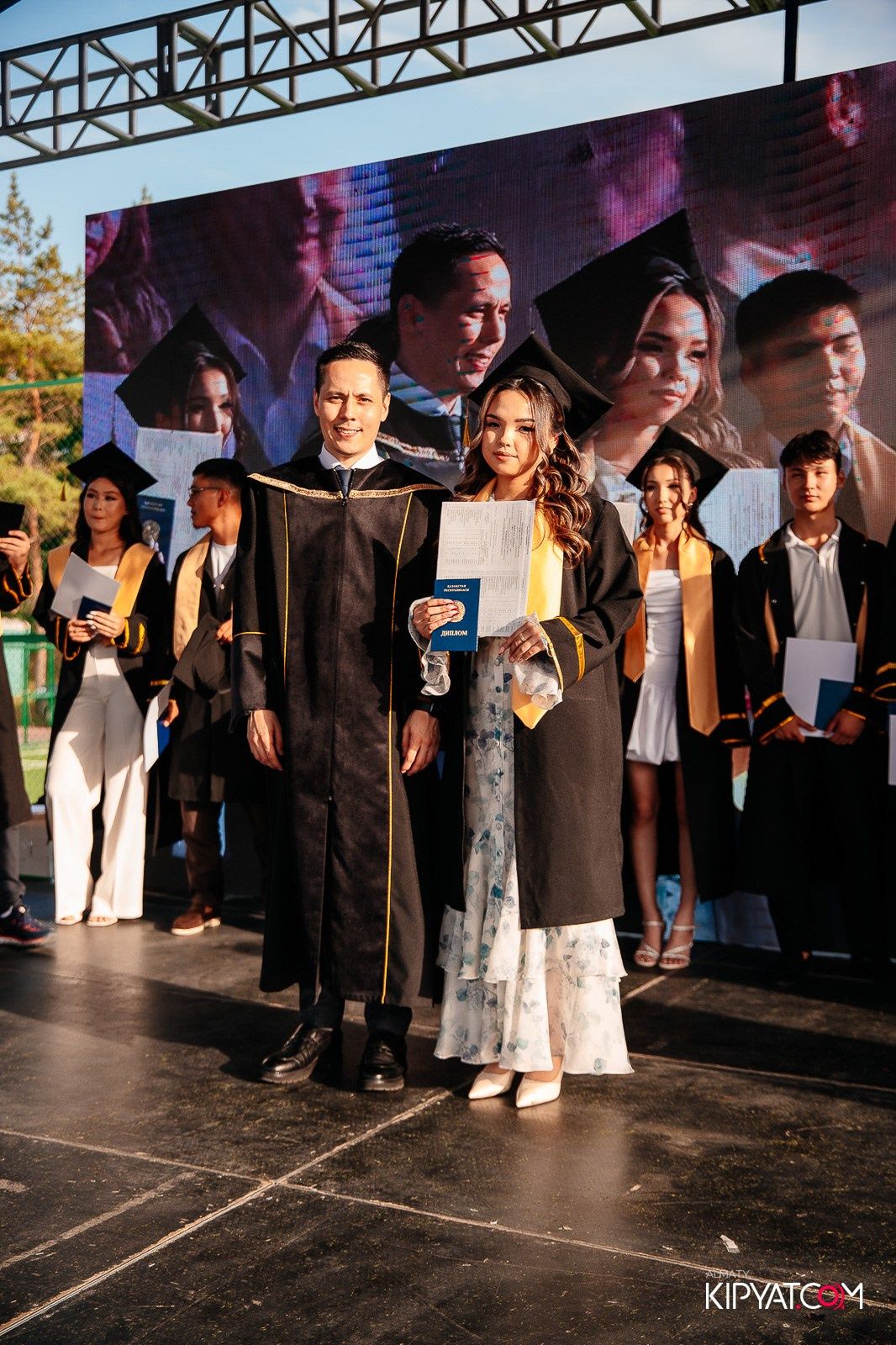 ВРУЧЕНИЕ ДИПЛОМОВ — НАРХОЗ КОЛЛЕДЖ. Part 3. КИПЯТКОМ АЛМАТЫ!