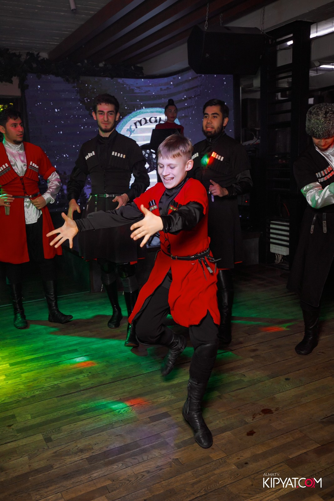 ВАХТАНГУРИ. КИПЯТКОМ АЛМАТЫ!