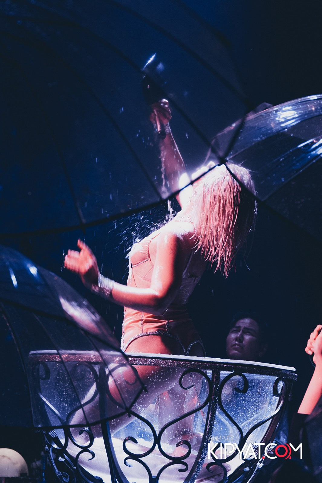 QUEEN. КИПЯТКОМ АЛМАТЫ!