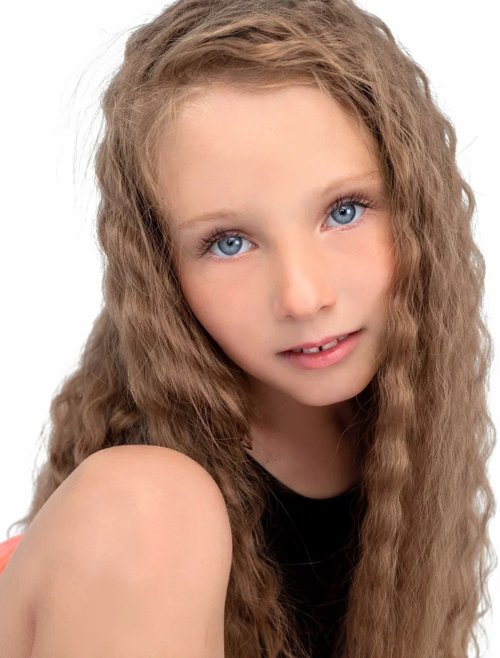 Макарова Мишель 8 ЛЕТ 134 СМ. Детское модельное агентство Musthave agency. База профессиональных моделей
