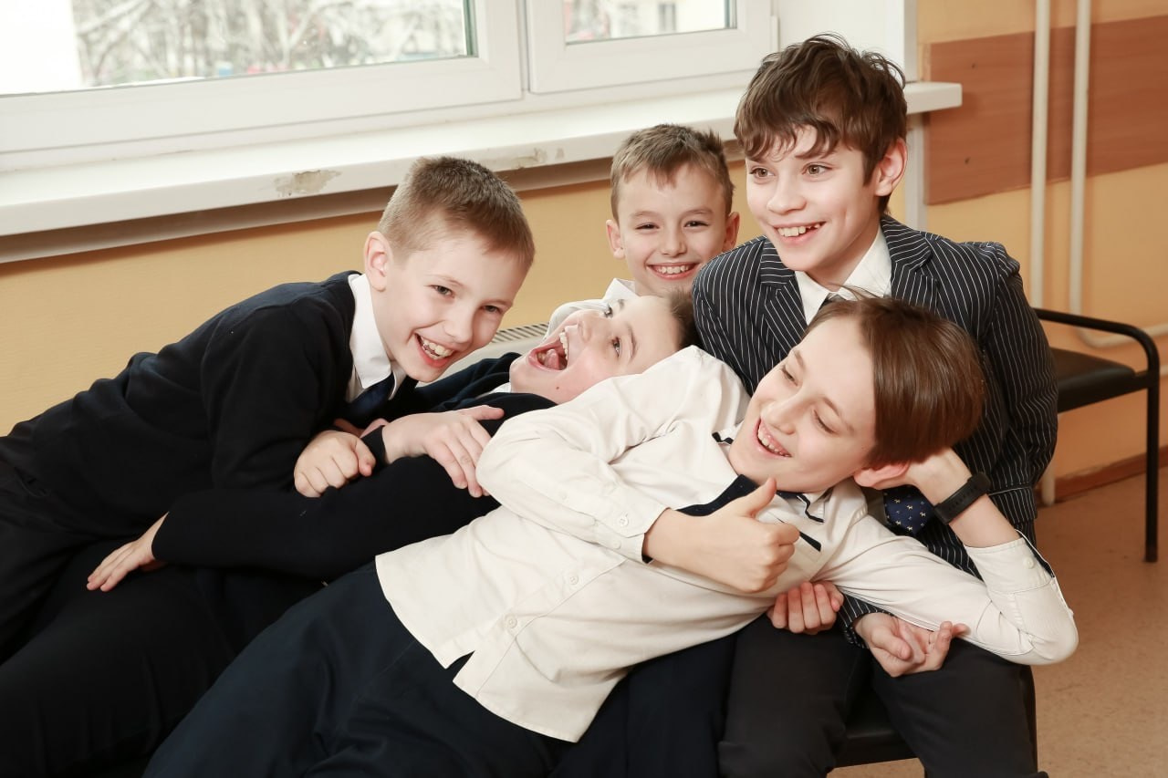 Школьные фотографии. Выпускные альбомы с оживающими фотографиями. Москва, Балашиха