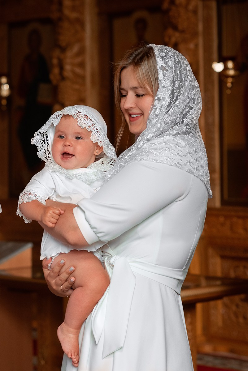 Крещение Софии в хр.Георгия Победоносца в Смиловичах. Семейный фотограф на выписку из роддома и крещение Минск Настя Гришук