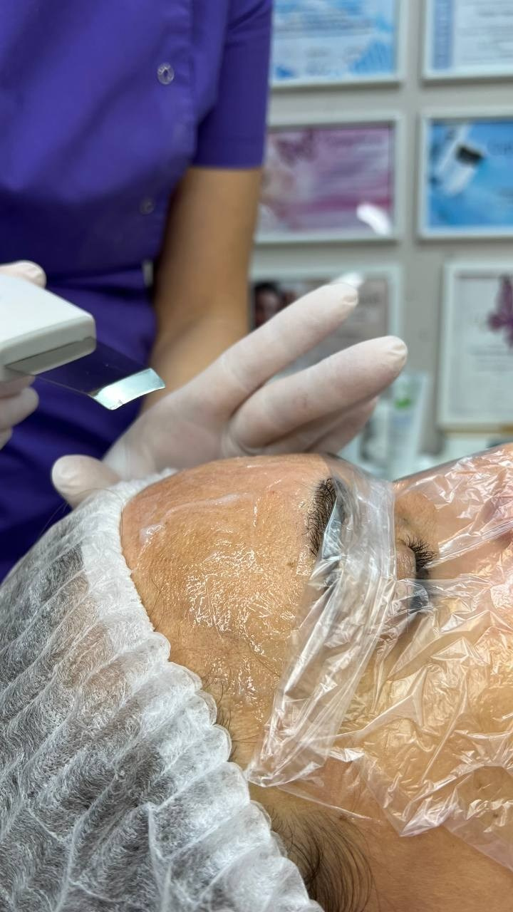 КОСМЕТОЛОГ