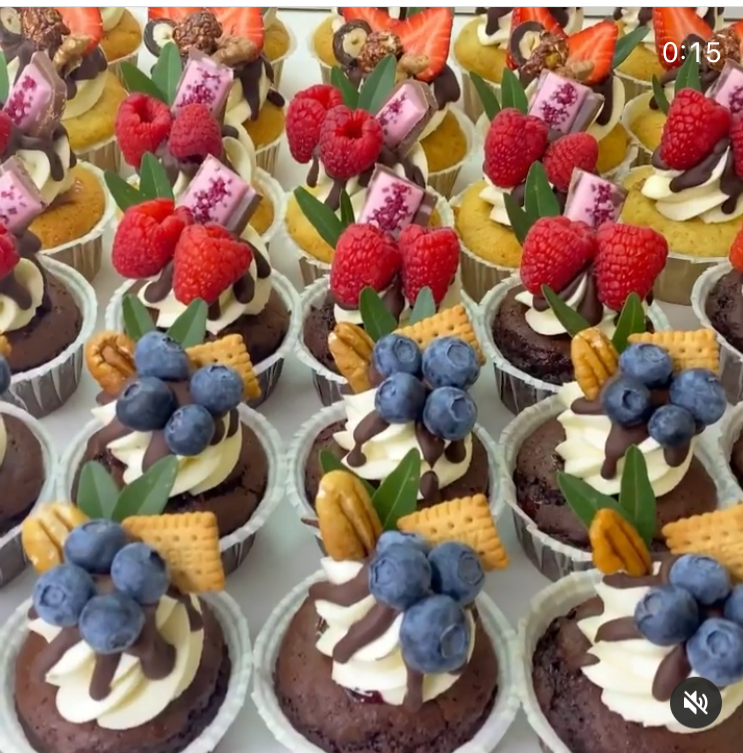 Капкейки фуршетные. Katyasugarsugar капкейки, зефир, торты Москва