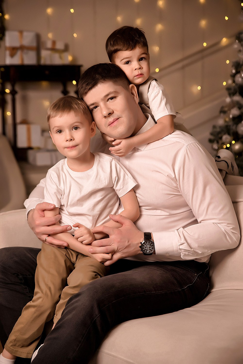 Новый год. Контакты