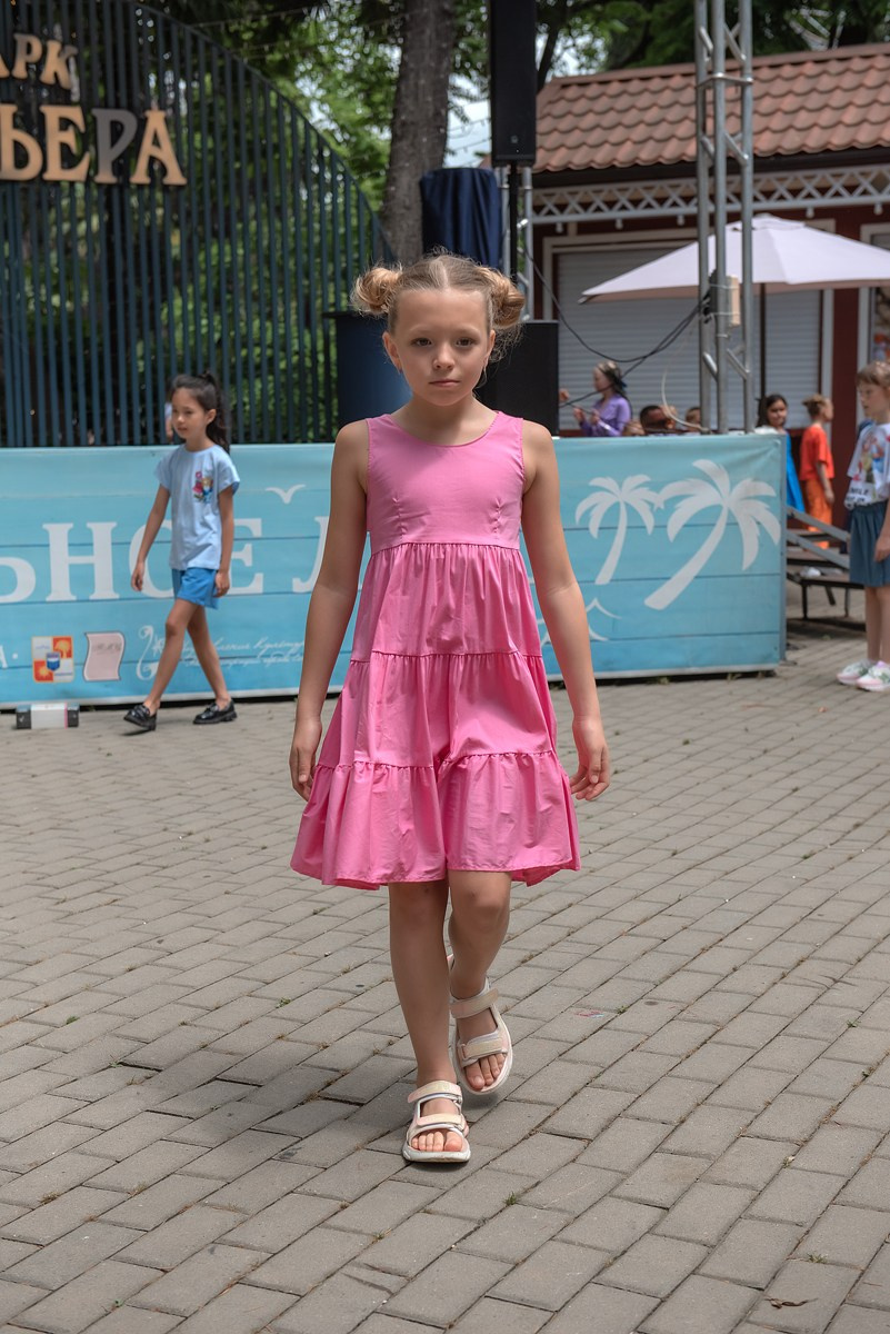 Парк Ривьера дефиле HAPPYkids. Семейный и коммерческий фотограф в Сочи Александр Бодунов