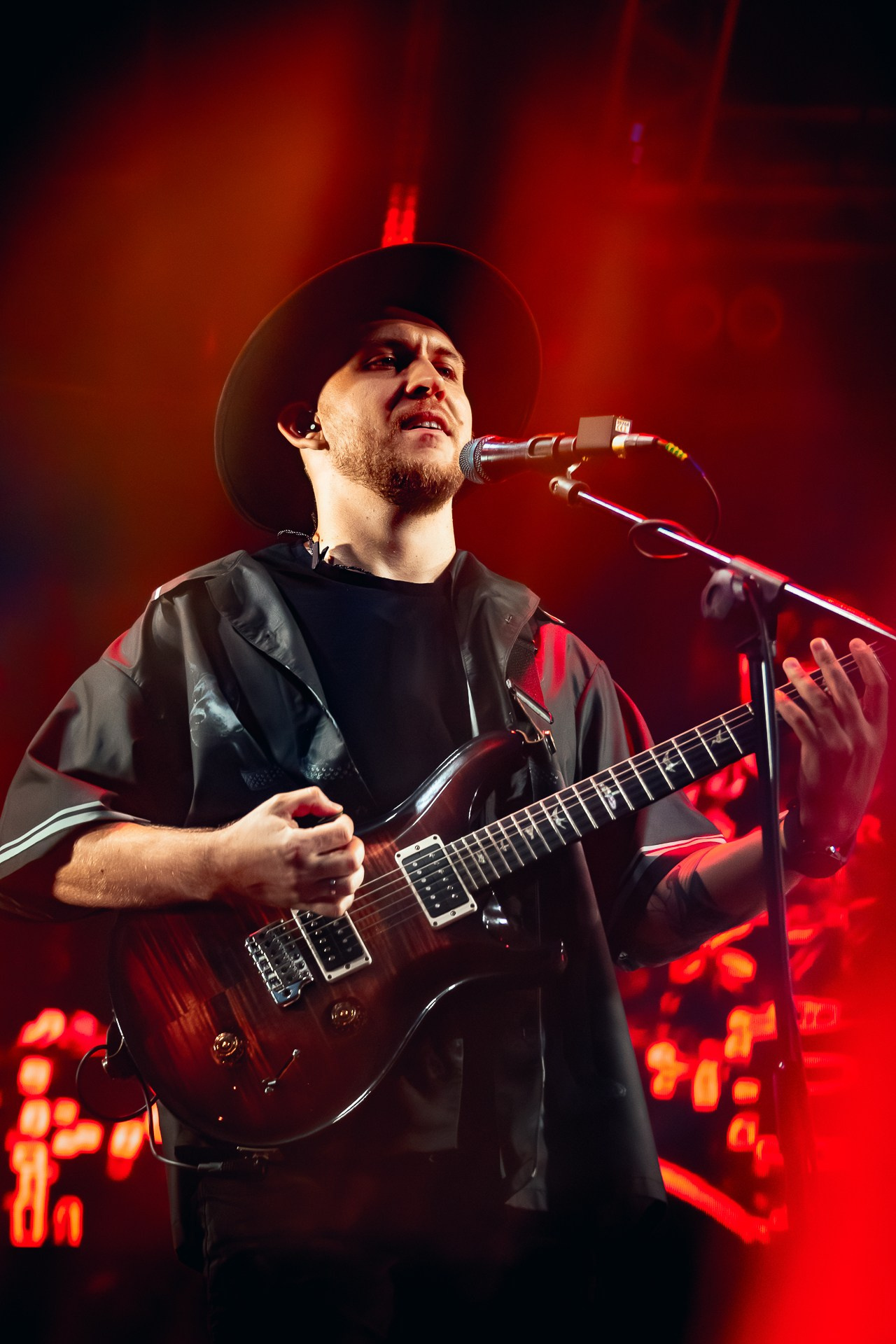 Концерт группы Заточка, 04.07.25, Red Summer, Красный Октябрь. Илья «Бешеный Пёс» Погребняк.