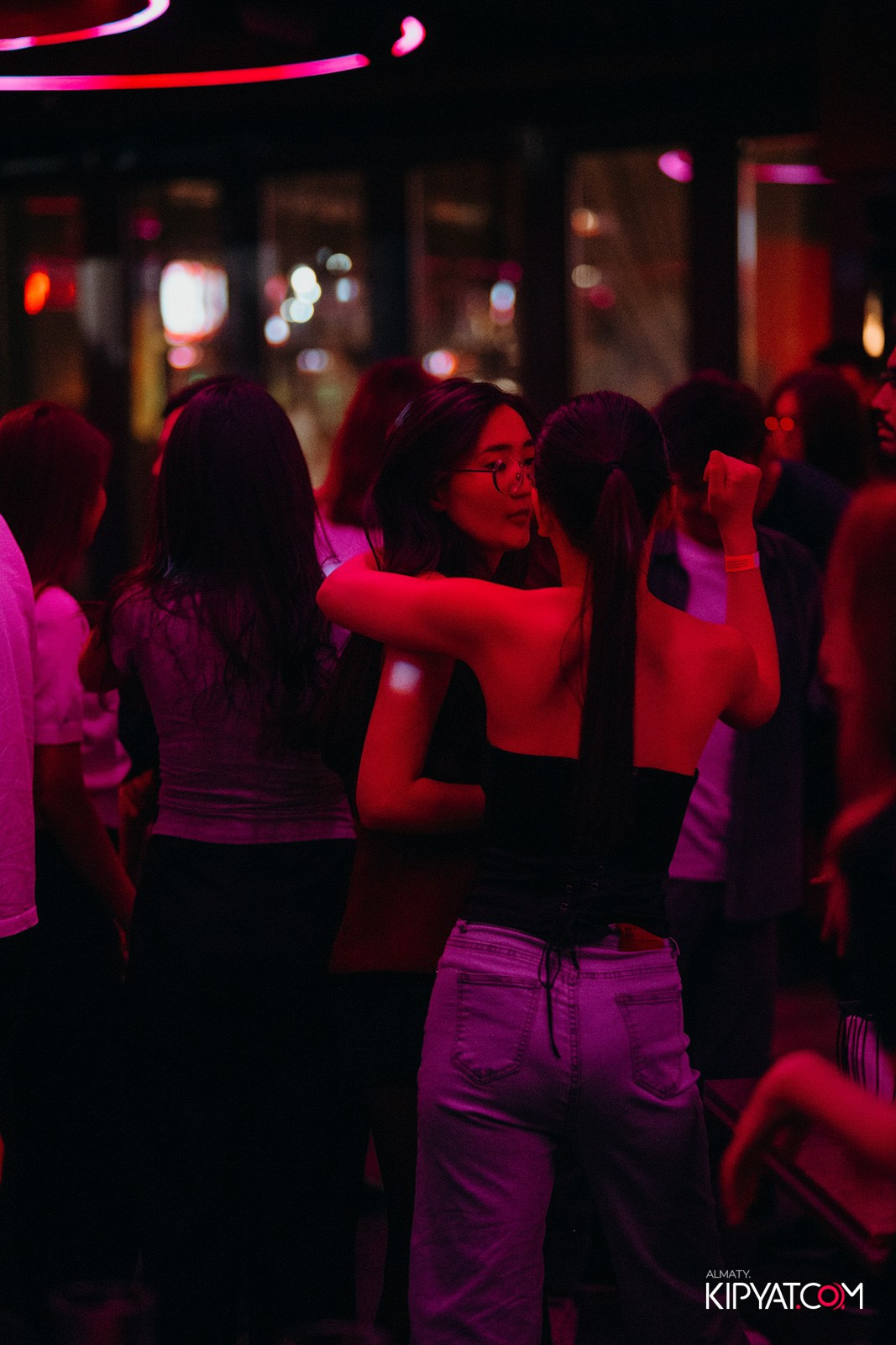 EVENT BAR. КИПЯТКОМ АЛМАТЫ!