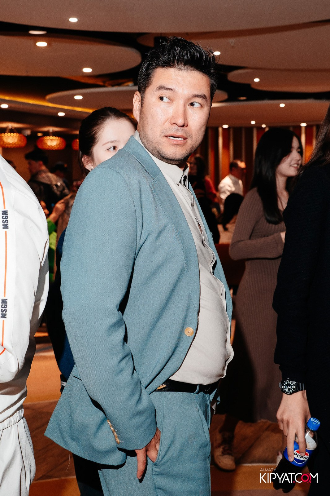 ЗАКРЫТЫЙ ПОКАЗ ФИЛЬМА «ВСЕ НА МОСЛЫ. БИТВА ПОКОЛЕНИЙ». КИПЯТКОМ АЛМАТЫ!