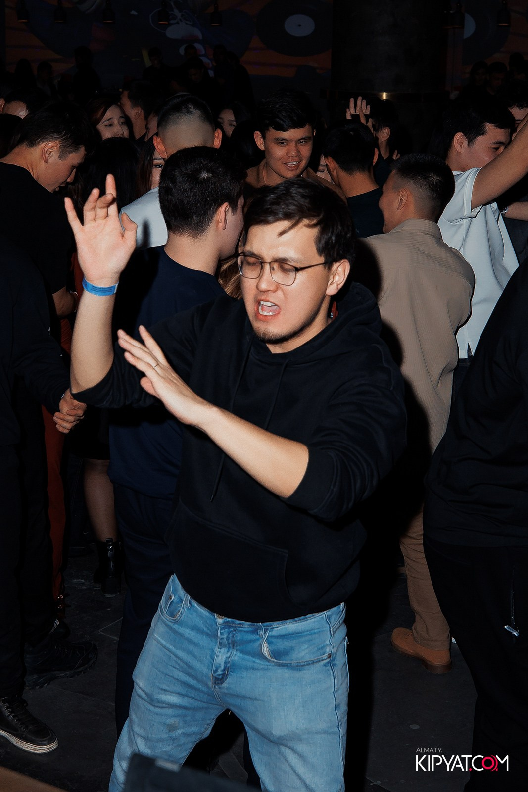 EVENT BAR. КИПЯТКОМ АЛМАТЫ!