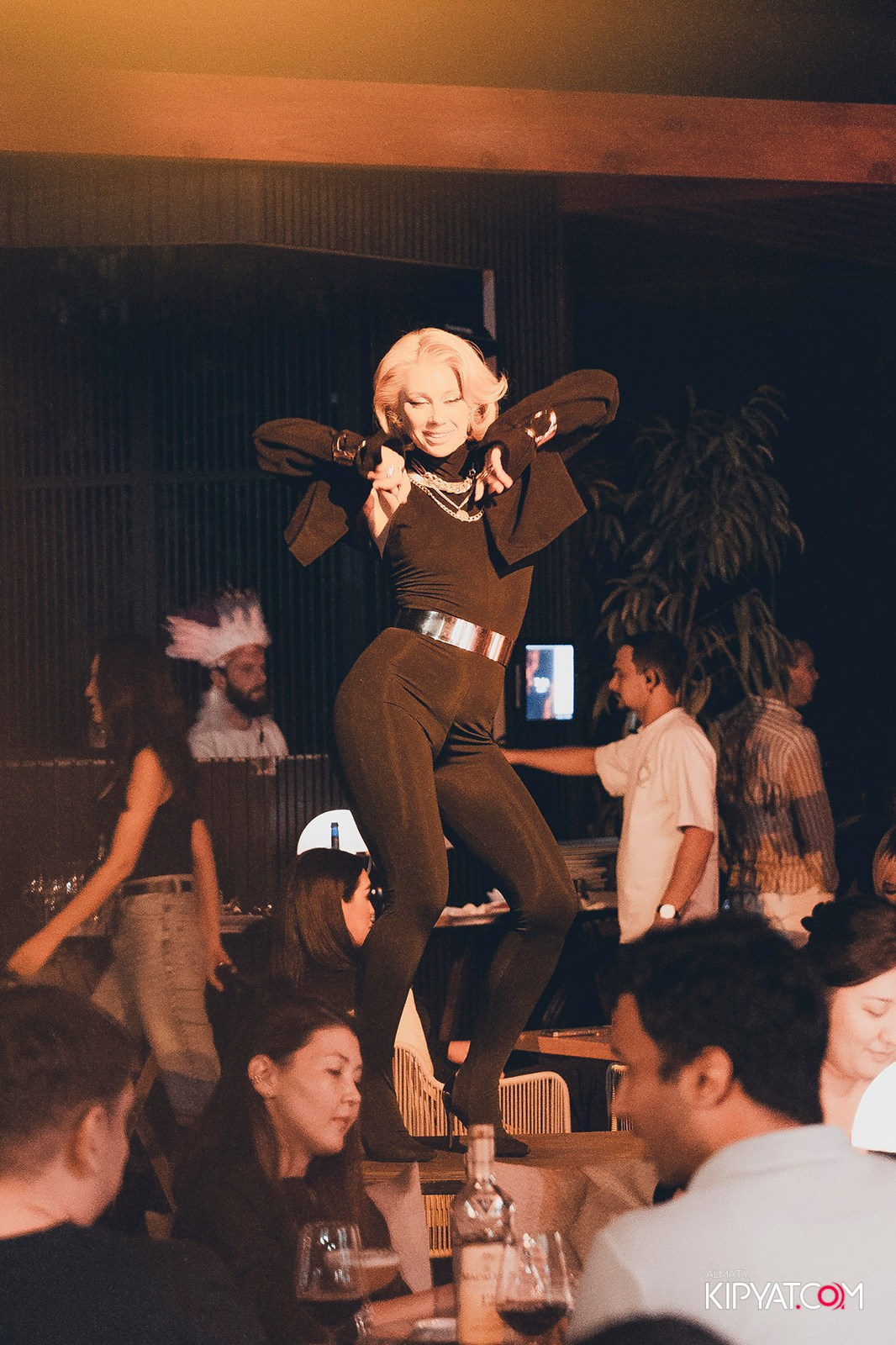 QUEEN. КИПЯТКОМ АЛМАТЫ!