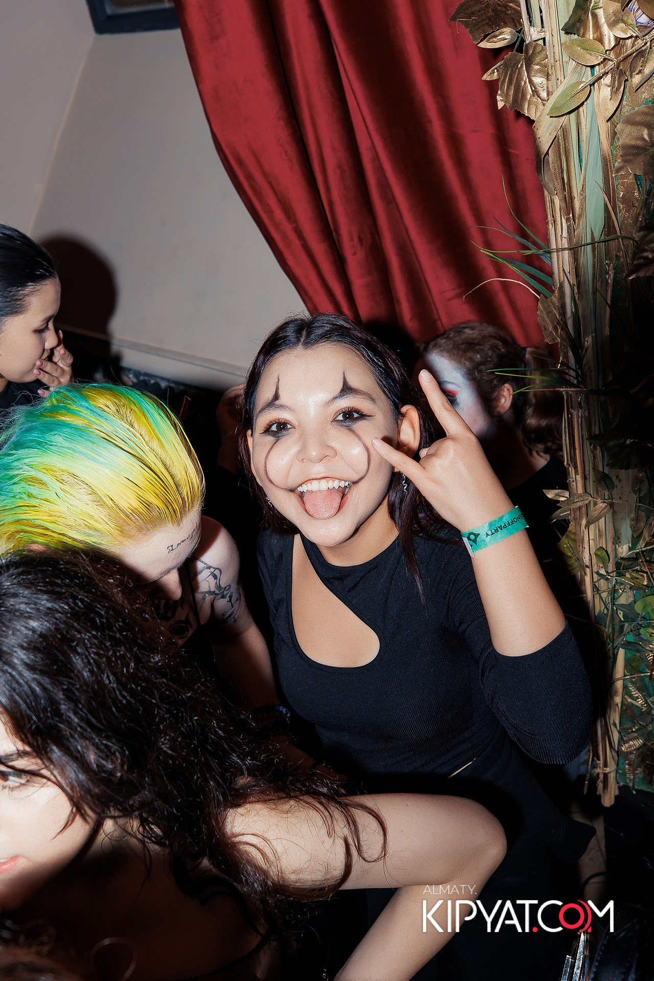 KRASNOFF PARTY ROCKY HORROR BAR. КИПЯТКОМ АЛМАТЫ!