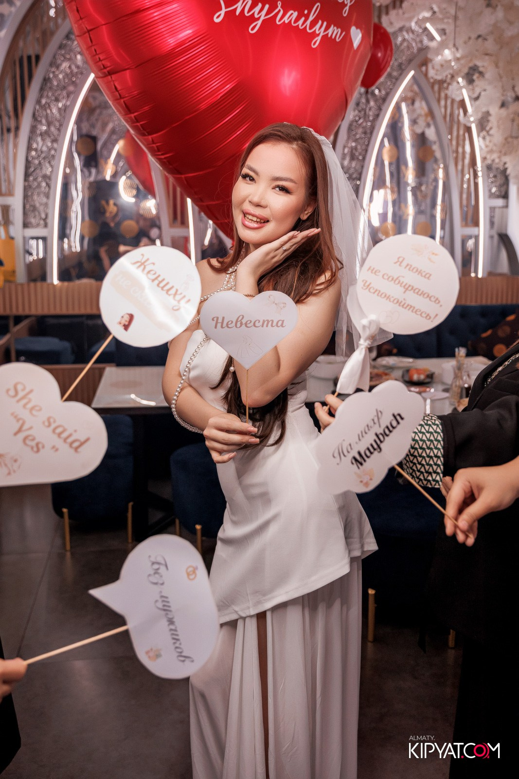 MOOD KARAOKE & TERRACE. КИПЯТКОМ АЛМАТЫ!